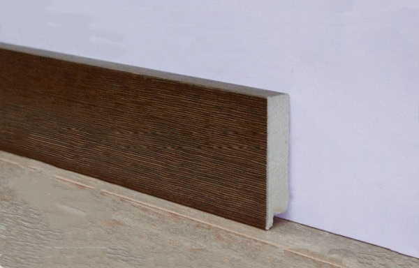 Len Tường nhựa 702BR